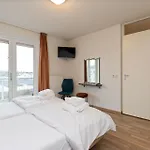 612s Luxury 2 Bedroom Terrace, Waterview Hellevoetsluis