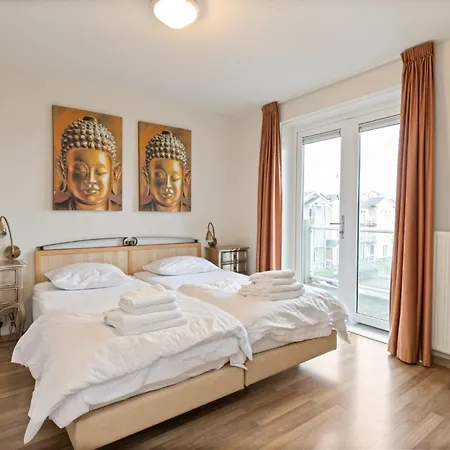 612s Luxury 2 Bedroom Terrace, Waterview * ヘレヴートスライス