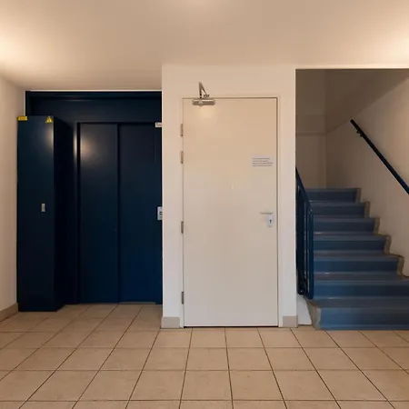 612s Luxury 2 Bedroom Terrace, Waterview