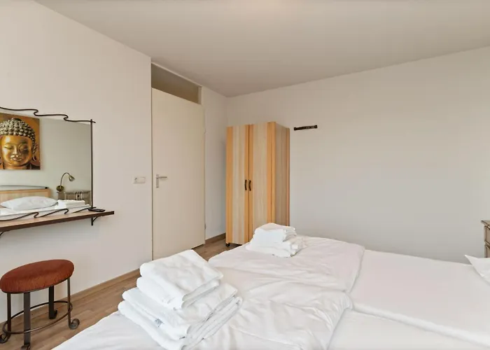 Daire 612s Luxury 2 Bedroom Terrace, Waterview *