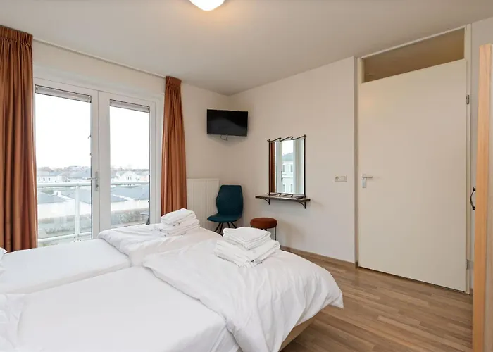 612s Luxury 2 Bedroom Terrace, Waterview Hellevoetsluis