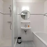 Apartment 612s Luxury 2 Bedroom Terrace, Waterview Hellevoetsluis