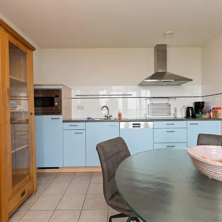 Апартаменты 612s Luxury 2 Bedroom Terrace, Waterview Хеллевутслёйс