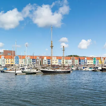 Appartement 612s Luxury 2 Bedroom Terrace, Waterview Hellevoetsluis