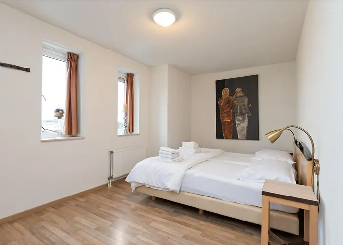 Апартаменты 612s Luxury 2 Bedroom Terrace, Waterview *